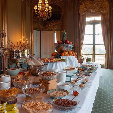 Cliveden House - An Iconic Luxury Hotel Мейденхед Экстерьер фото