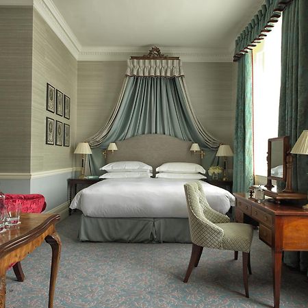 Cliveden House - An Iconic Luxury Hotel Мейденхед Экстерьер фото