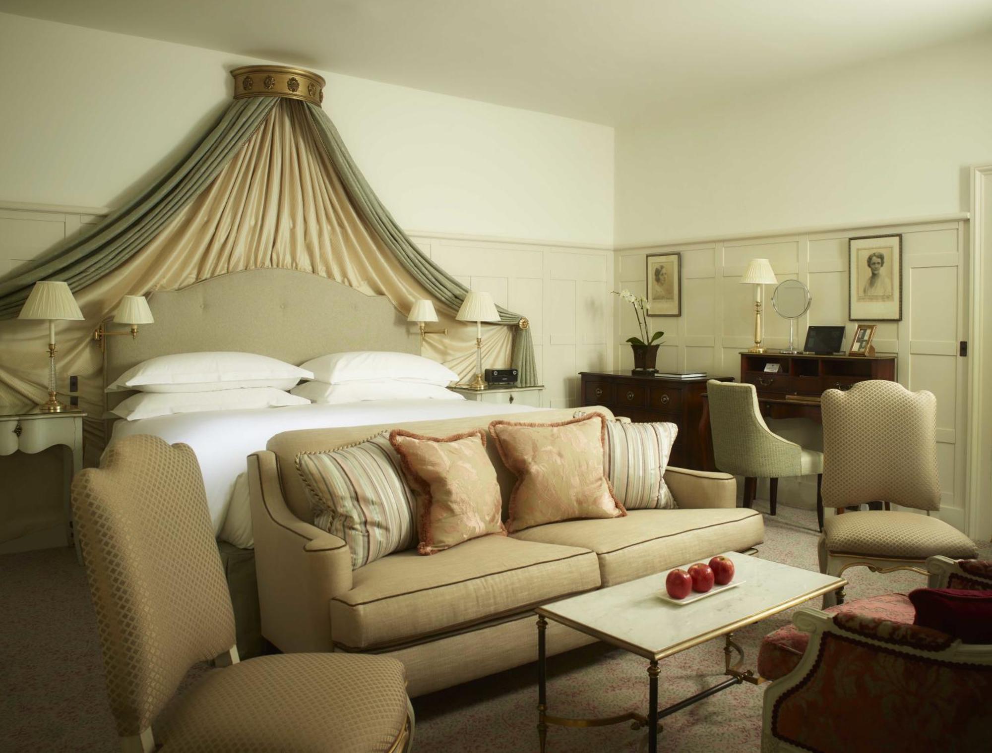 Cliveden House - An Iconic Luxury Hotel Мейденхед Номер фото