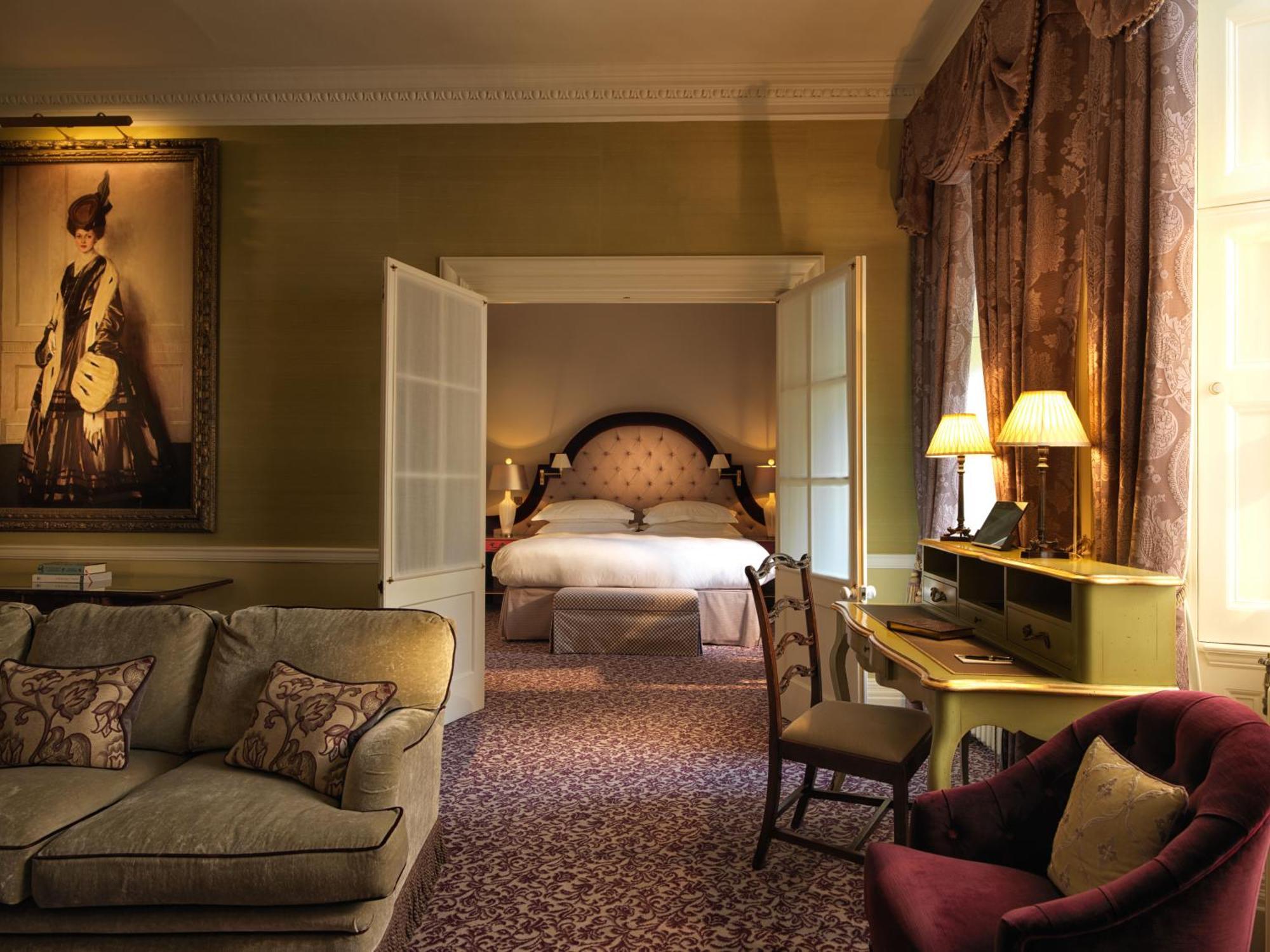 Cliveden House - An Iconic Luxury Hotel Мейденхед Экстерьер фото