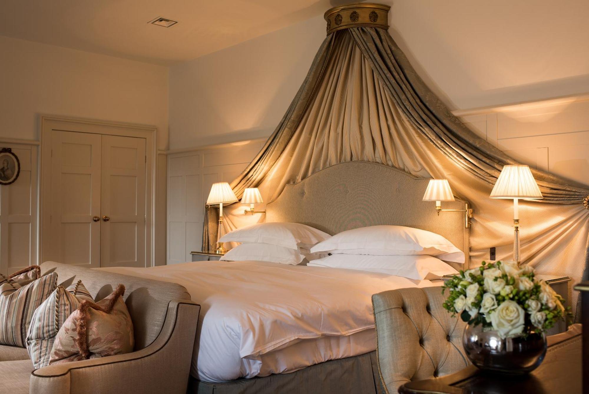 Cliveden House - An Iconic Luxury Hotel Мейденхед Экстерьер фото