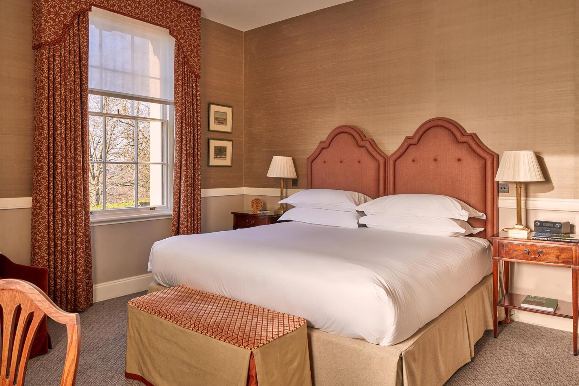 Cliveden House - An Iconic Luxury Hotel Мейденхед Экстерьер фото