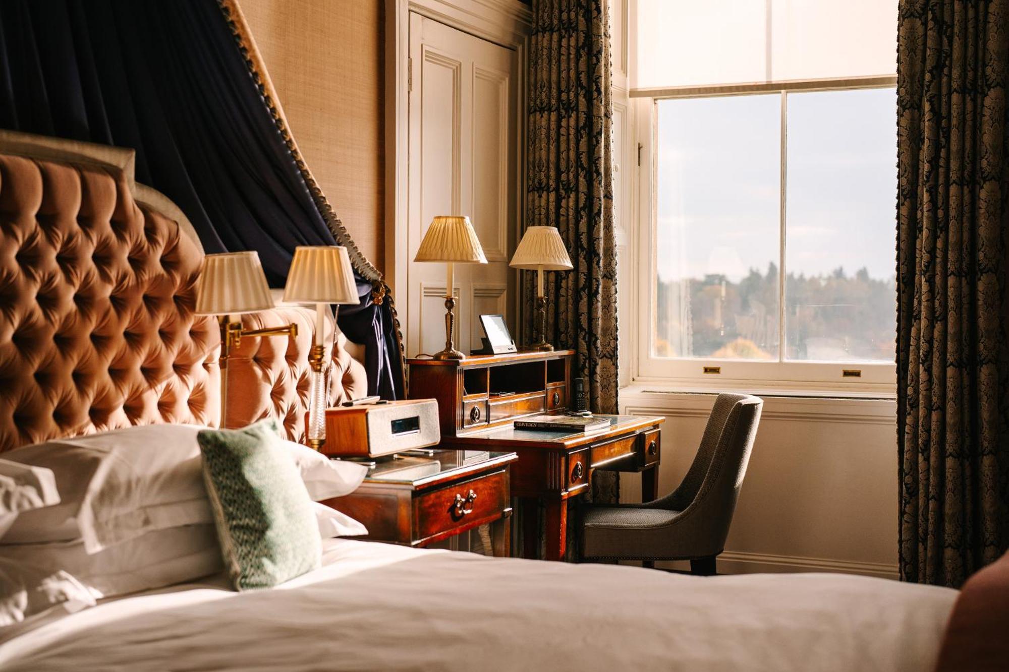 Cliveden House - An Iconic Luxury Hotel Мейденхед Экстерьер фото