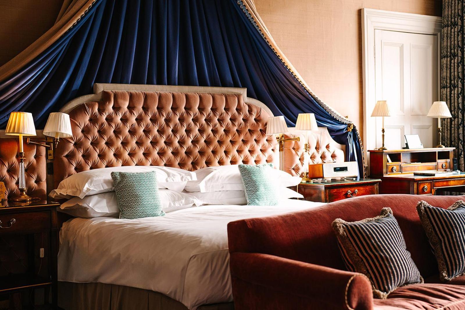 Cliveden House - An Iconic Luxury Hotel Мейденхед Экстерьер фото