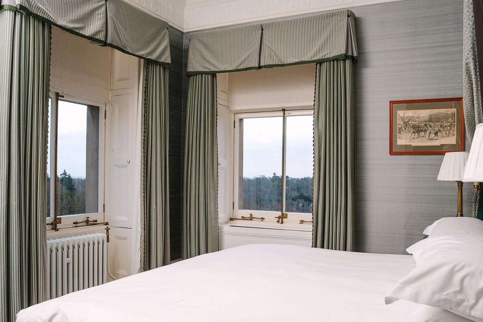 Cliveden House - An Iconic Luxury Hotel Мейденхед Экстерьер фото
