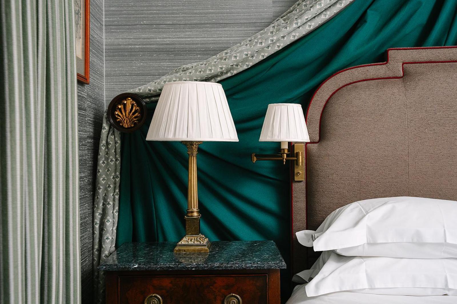 Cliveden House - An Iconic Luxury Hotel Мейденхед Экстерьер фото