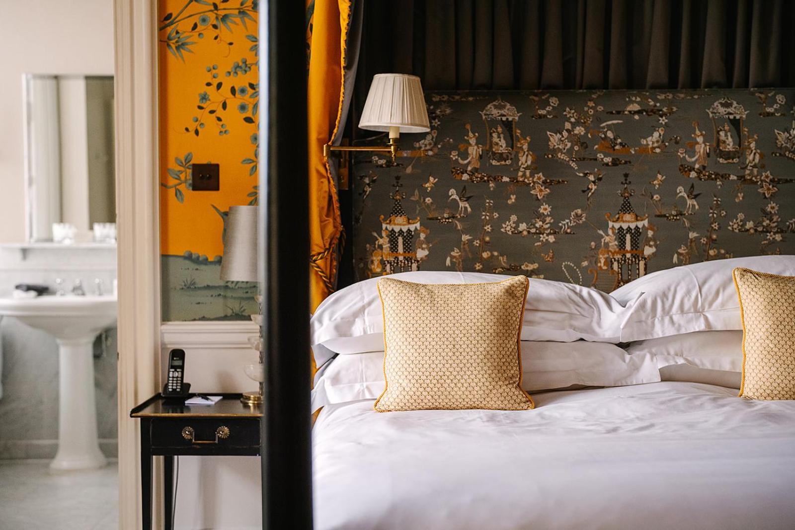Cliveden House - An Iconic Luxury Hotel Мейденхед Экстерьер фото